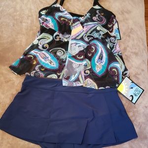 Mazu Swim tankini top & skirted bottom size 16